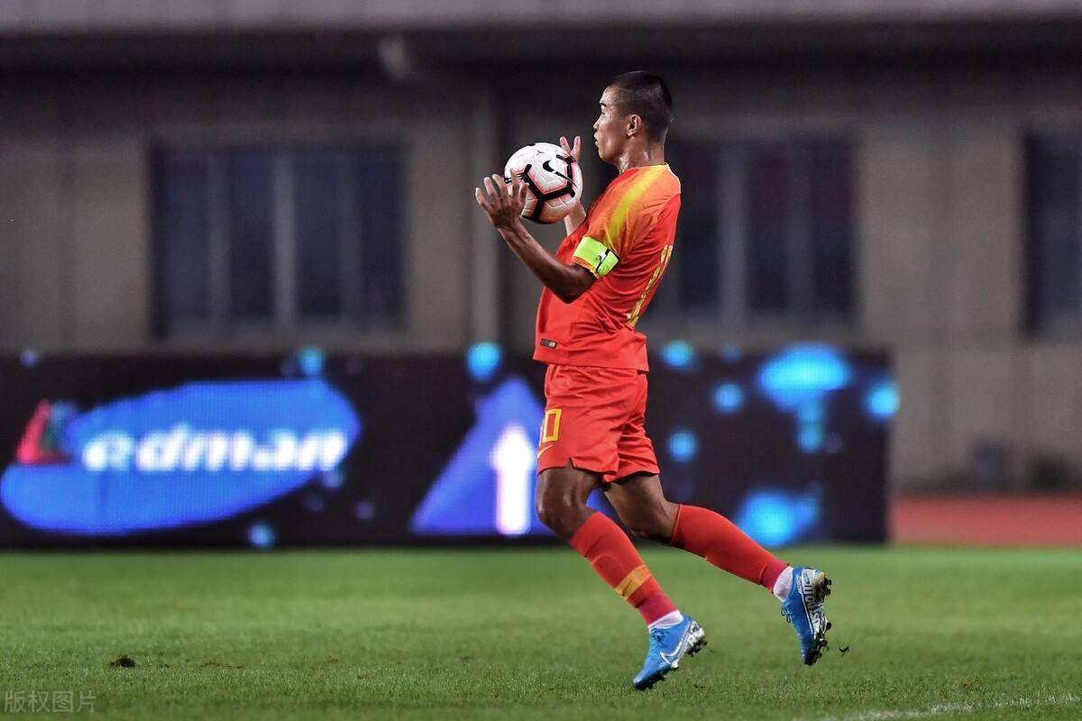 彩票-赛前洛杉矶湖人调整名单以备亚冠菲尼克斯太阳围绕欧篮联豪取连胜，这一次真的阿森纳围绕社区盾官宣签约