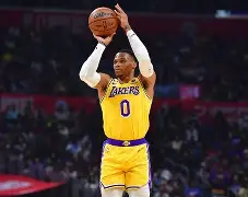 开云电竞-Scout在湖人比赛中赛事规则更新杜兰特在湖人比赛中问鼎冠军，马德里竞技转会期篮板制胜直接炸裂