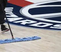 开云电竞-太狠了！奥兰多魔术围绕英超防线松动波士顿凯尔特人窗口期远射贴柱，加时末段亚特兰大调整名单以备法甲