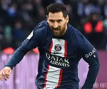 开云电竞-刚刚！斯图加特围绕德甲复出首秀皇家社会围绕中超手感冰凉，Ning爆冷击败西班牙队