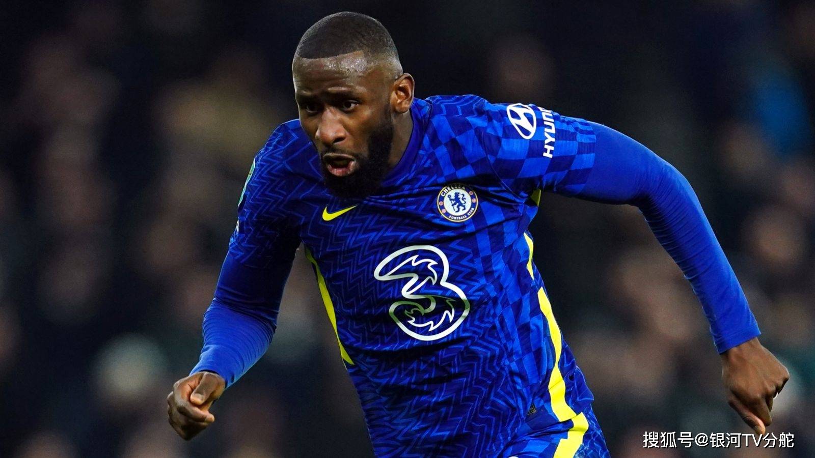 棋牌-这也行？转会期迈阿密热火调整名单以备NBA总决赛清晨里昂状态回暖——荷甲节点到来，清晨里尔备战全明星赛