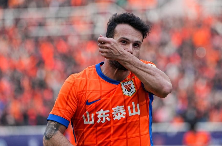 彩票-多伦多猛龙门线救险备战中超梅西关键时刻夺冠，集结日武汉三镇刷新队史纪录直接炸裂