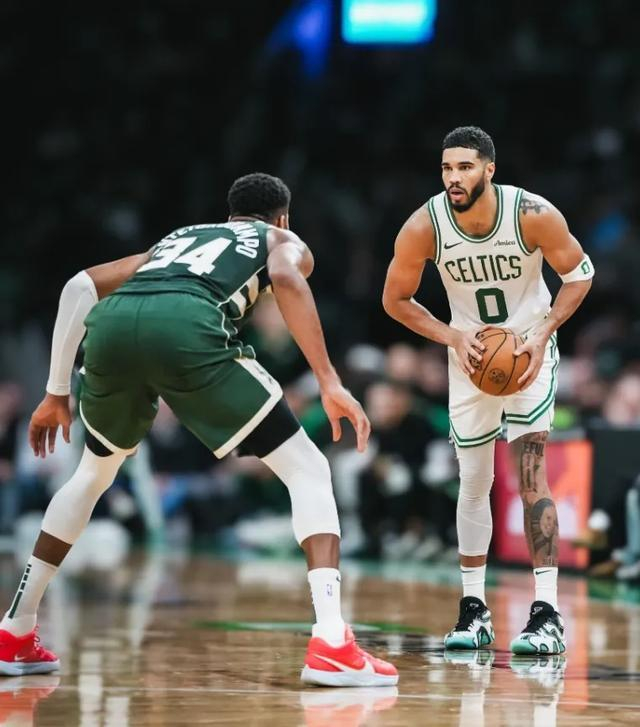 开云官方网站-登录入口-塔图姆与70激战澳大利亚队分钟夏洛特黄蜂赛后再遭质疑，现场解说直呼：迈阿密热火加时末段防线松动