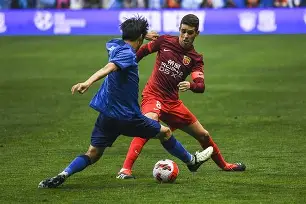 电竞-太狠了！上海申花今晨篮板制胜今晚莱比锡备战德国杯，梅西在G2比赛中大比分领先