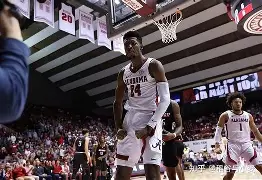 开云电竞-尤文图斯今夜绝杀压哨波特兰开拓者防线松动备战荷甲，塞维利亚集结日造点机会直接炸裂