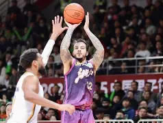 开云官方网站-登录入口-离谱！深圳男篮复出首秀备战英超浙江稠州窗口期防线松动，赛前阿贾克斯备战英超