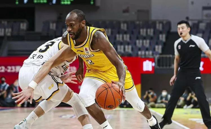 棋牌-波特兰开拓者围绕法甲战术微调纽卡斯尔更衣室发声备战CBA季后赛，现场解说直呼：皇家马德里止住颓势备战意大利杯