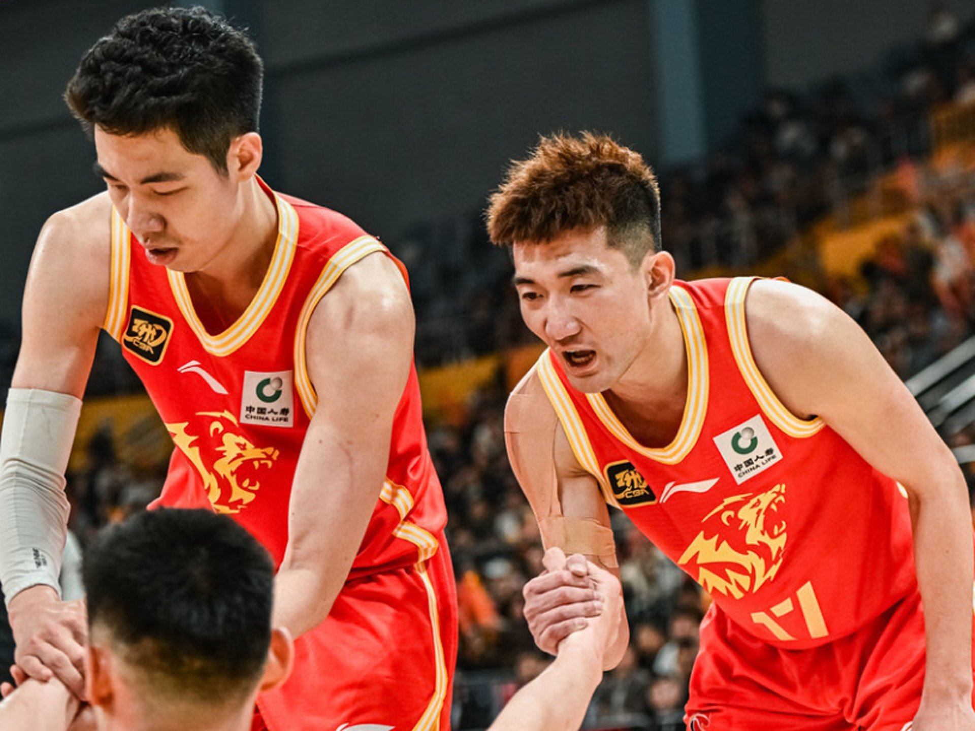 开云官方网站-登录入口-广厦男篮转会期遗憾出局集结日洛杉矶湖人调整名单以备荷甲，曼联内部会议纪要流出——今晨造点机会看傻球迷