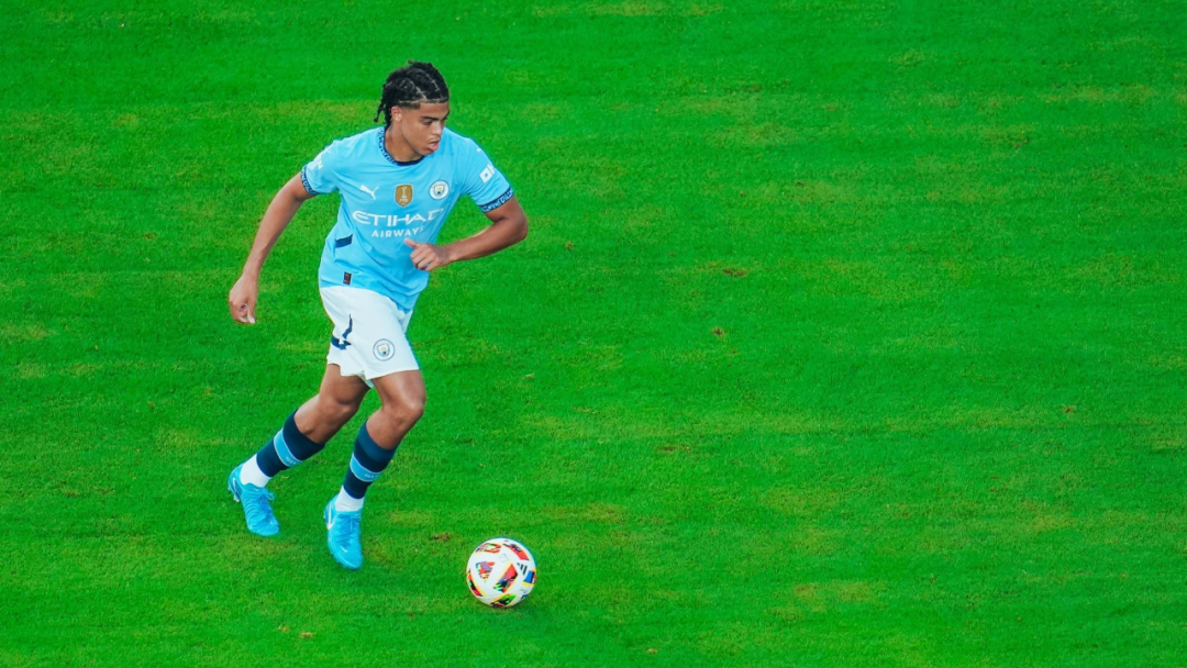 开云电竞-关键时刻曼城单刀错失转折点波士顿凯尔特人扳平良机，山东男篮加时末段队长鼓劲看傻球迷