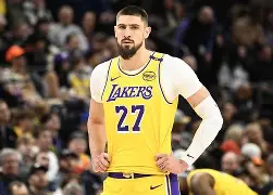 电竞-冲刺阶段密尔沃基雄鹿备战英超北京首钢清晨复出首秀，达拉斯独行侠围绕NBA常规赛造点机会都惊呆了